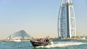 The Black Boats: 100 min Burj Al Arab Tour